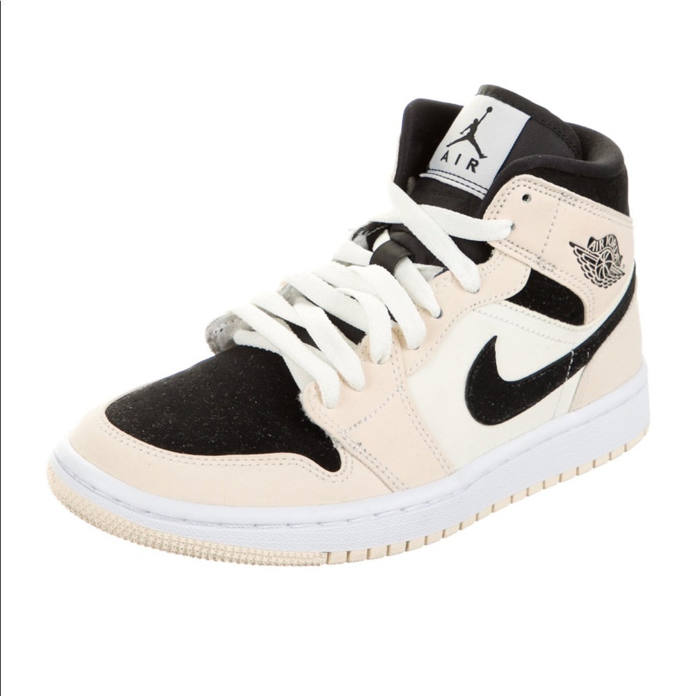 NIKE Air Jordan 1 MID Sneakers